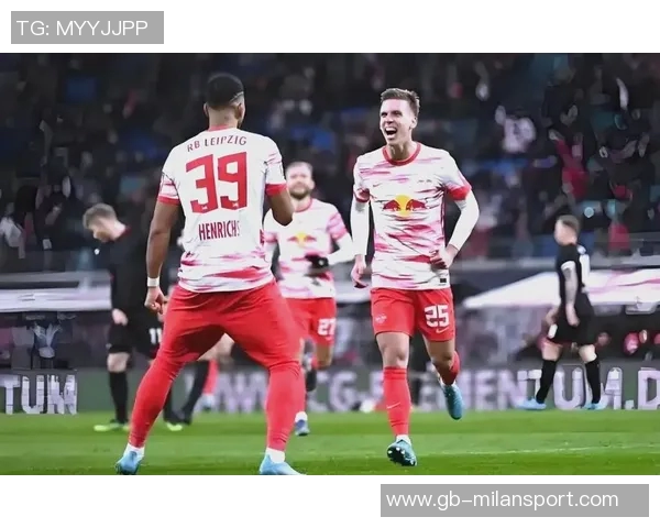 德甲前四强强对话即将上演22-23赛季首次巅峰对决 德甲前四强强对话即将上演22-23赛季首次巅峰对决