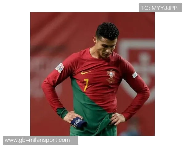 莱奥表现低迷背后原因分析:缺乏严厉教练的指导与挑战 莱奥表现低迷背后原因分析:缺乏严厉教练的指导与挑战