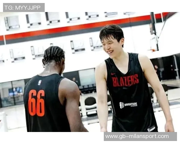 媒体人称杨瀚森的兄弟马卢阿奇与艾顿对位表现不逊色 媒体人称杨瀚森的兄弟马卢阿奇与艾顿对位表现不逊色