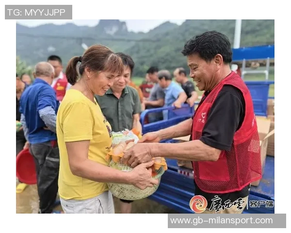 乌拉圭球员奥利维拉积极参与慈善活动助力食品篮分发希望温暖更多需要帮助的人 乌拉圭球员奥利维拉积极参与慈善活动助力食品篮分发希望温暖更多需要帮助的人