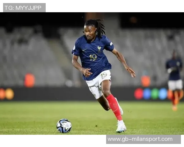 图拉姆9月表现出色国米最佳球员荣誉加身