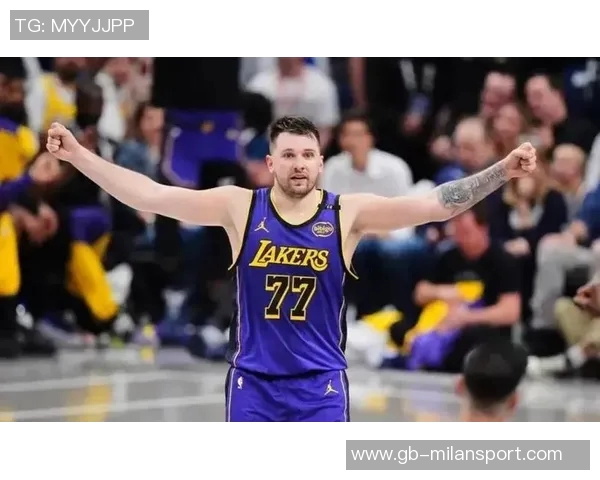 东契奇创历史连续三场场均45分湖人队史首人自科比以来 东契奇创历史连续三场场均45分湖人队史首人自科比以来