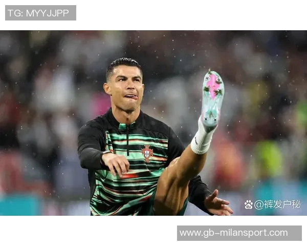 C罗正式入股综合格斗联盟WOWFC助力西班牙体育新篇章 C罗正式入股综合格斗联盟WOWFC助力西班牙体育新篇章