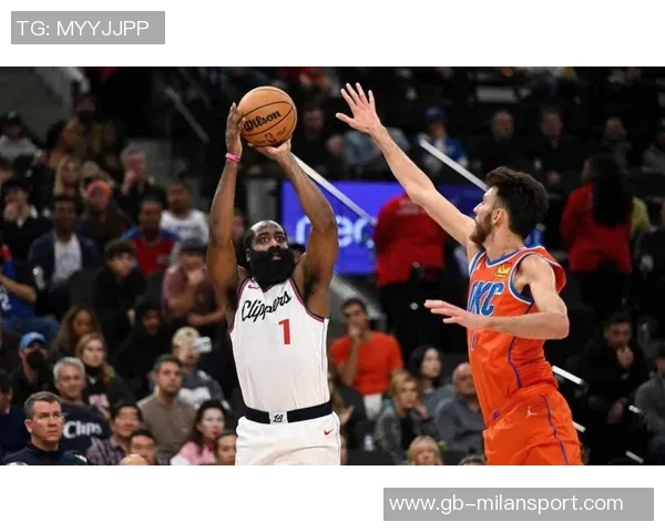 卢教练期待哈登与小卡错开上场时间却遭遇双双体力不支的困境