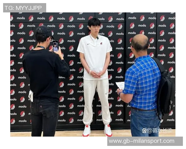 杨瀚森失误频繁遭主帅更换最后关键边线球应由他发出