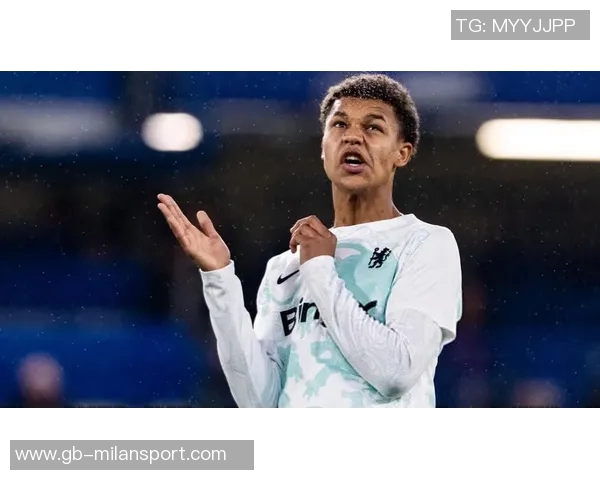 切尔西青训后卫苏布洛耶续约至2030年本赛季将担任U18队长